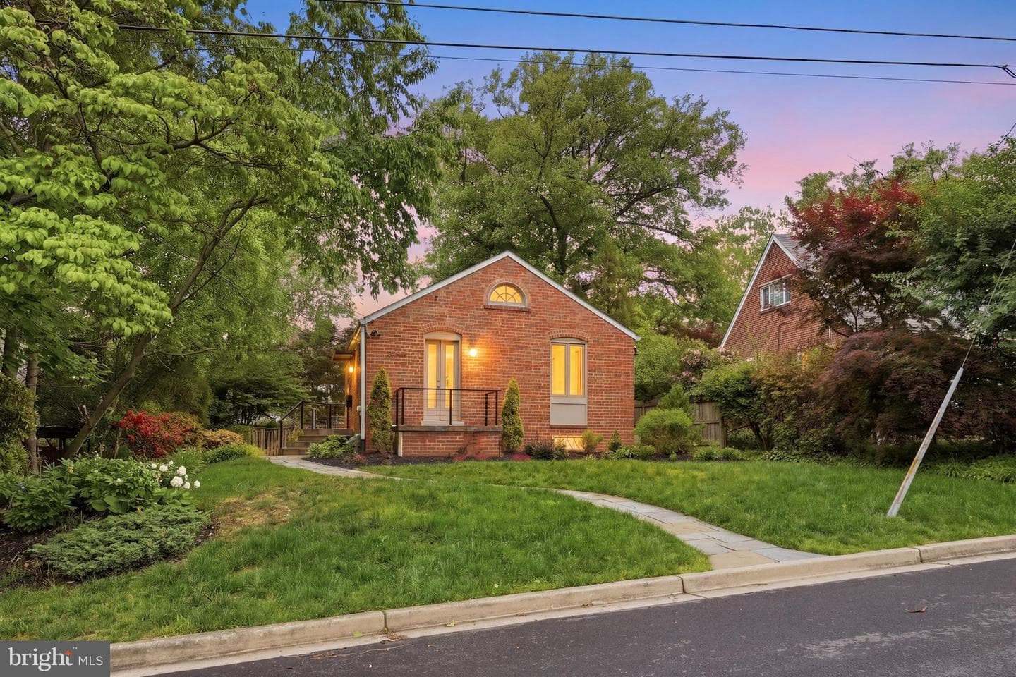 9109 Bradford Road photo 51