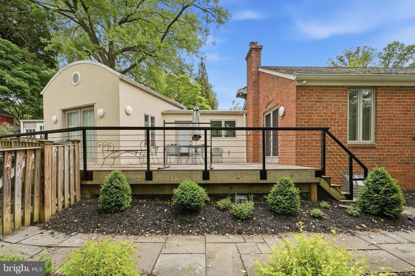 9109 Bradford Road photo 55