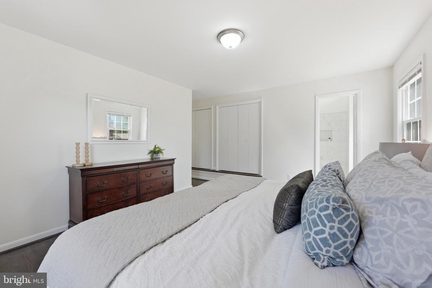 1105 Chiswell Lane photo 31