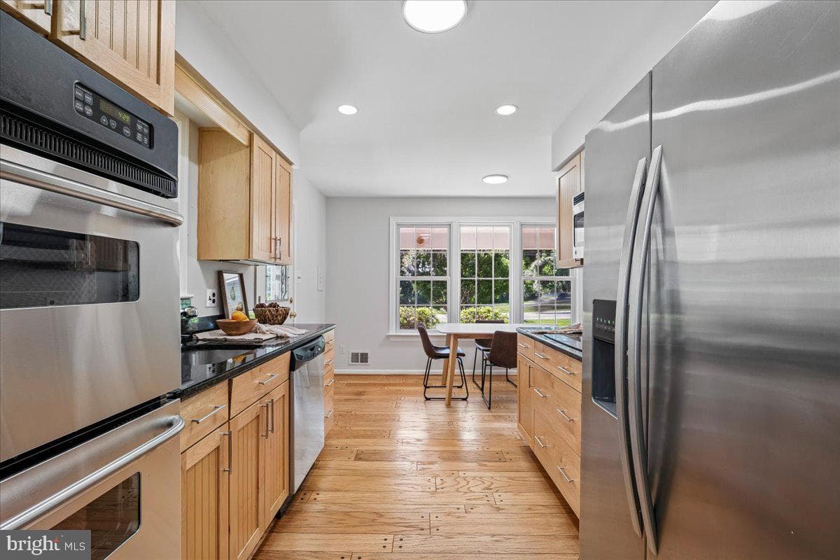 12908 Old Columbia Pike photo 14