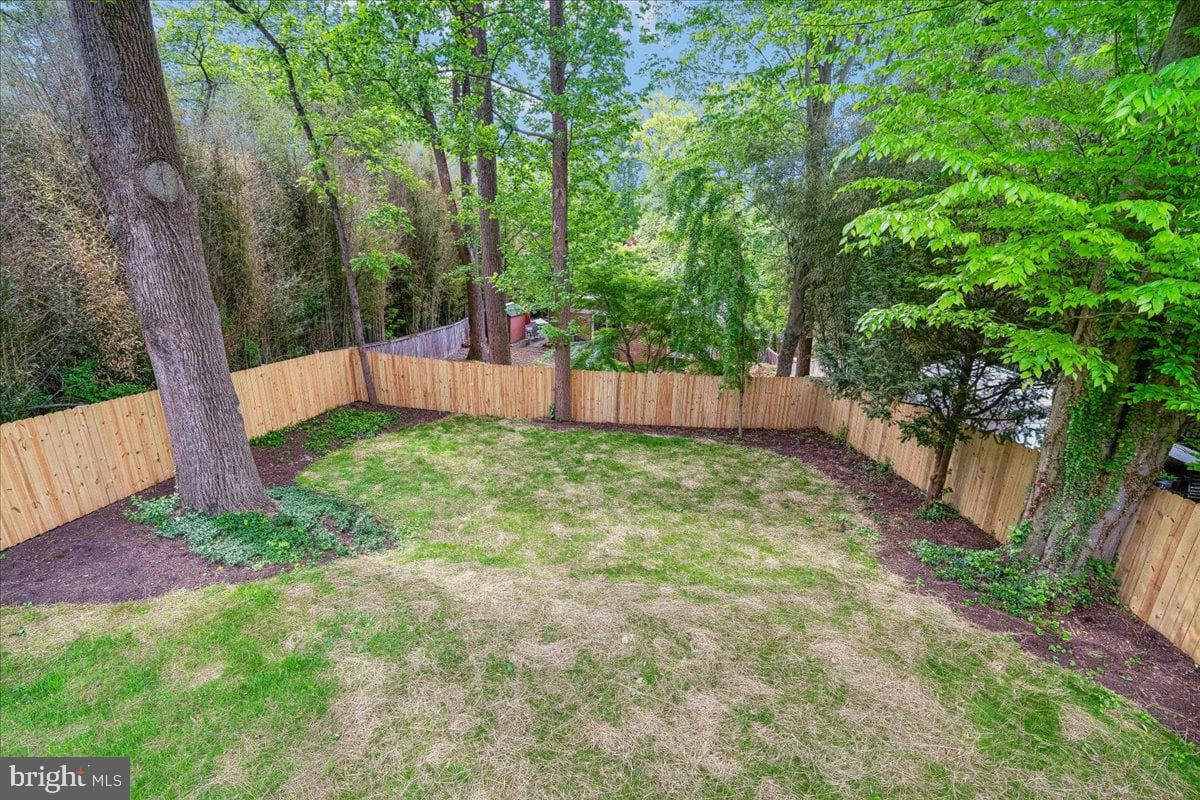 4000 Adams Drive photo 9