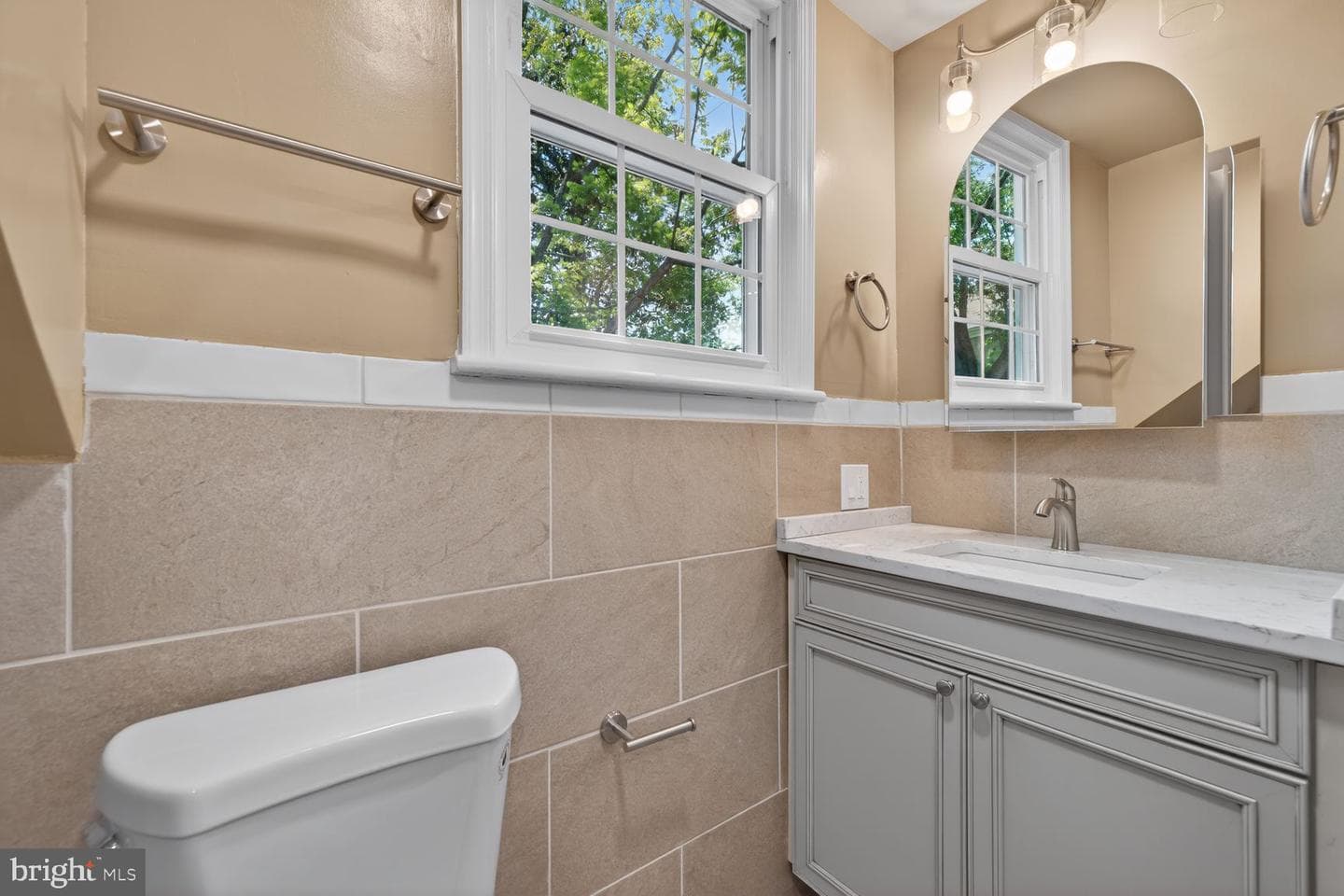 101 N Horners Lane photo 13