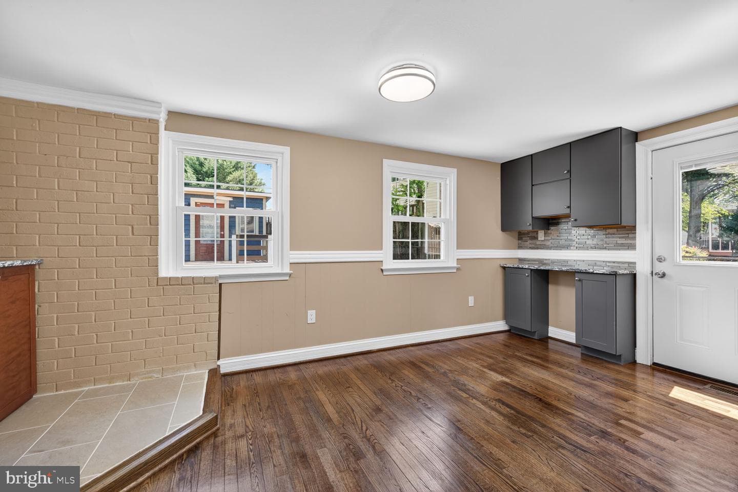 101 N Horners Lane photo 8
