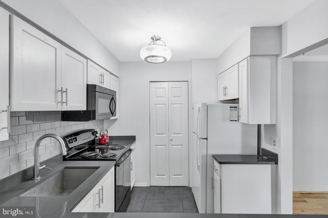5716 Chapman Mill Drive #150 photo 13