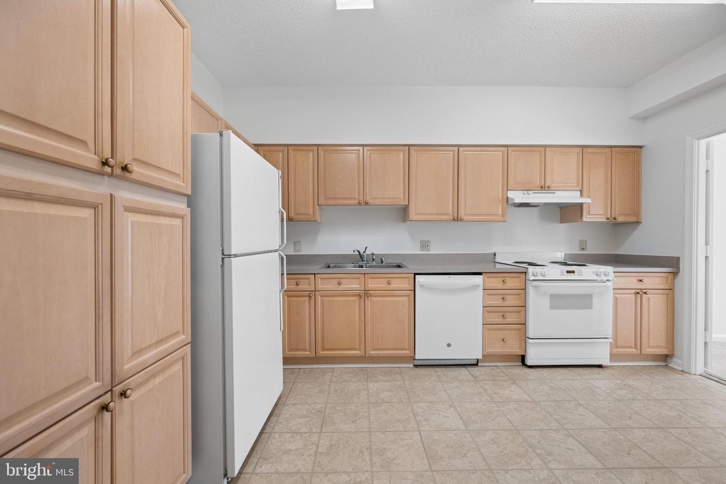 2904 N Leisure World Blvd # 308 photo 10