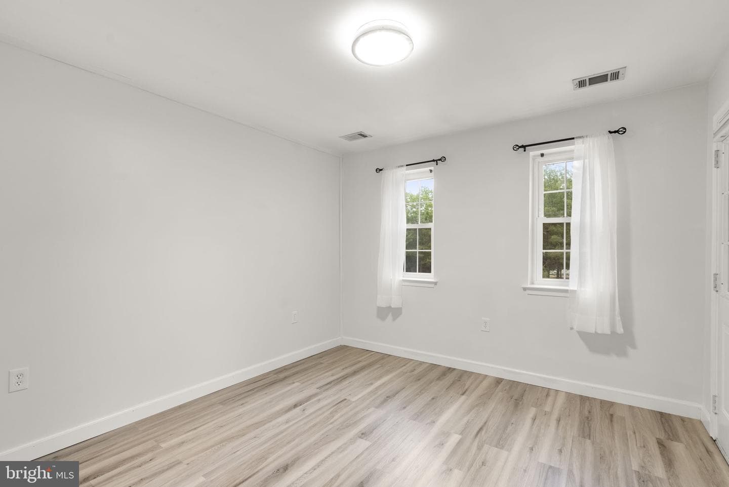 18328 Streamside Drive #304 photo 15