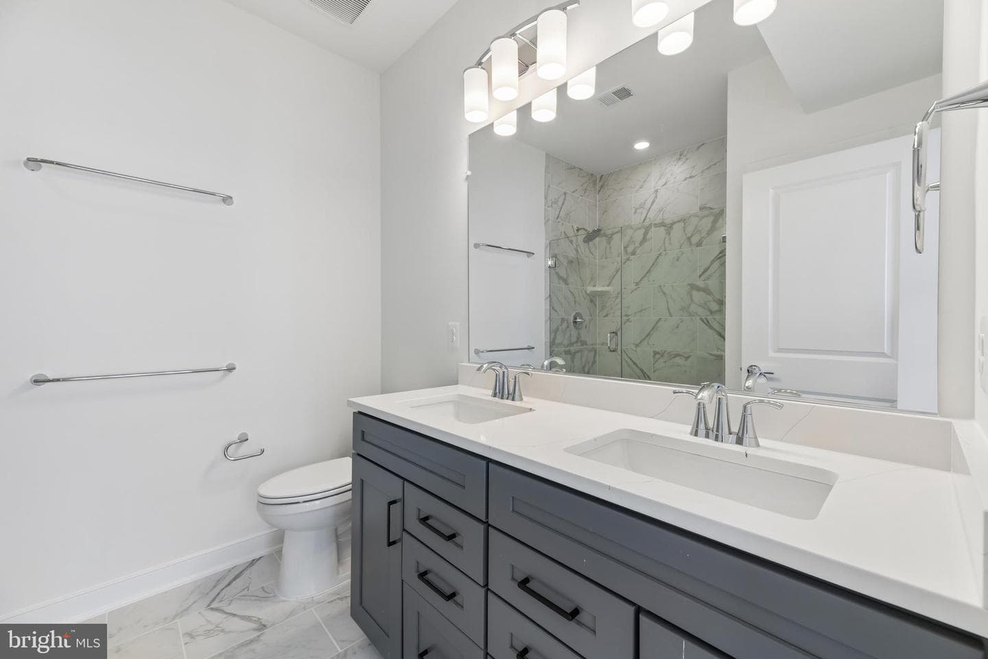 2042 Henson Norris Street photo 24