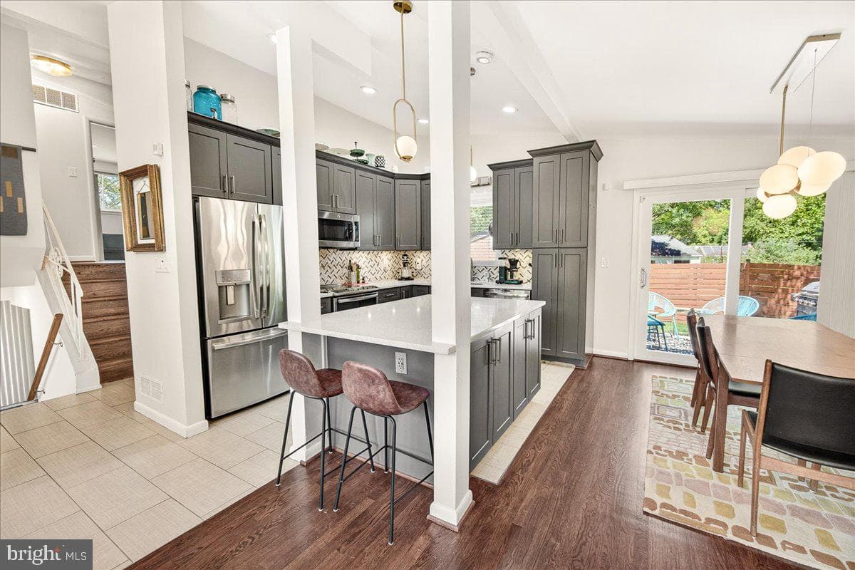 707 Hyde Road photo 21