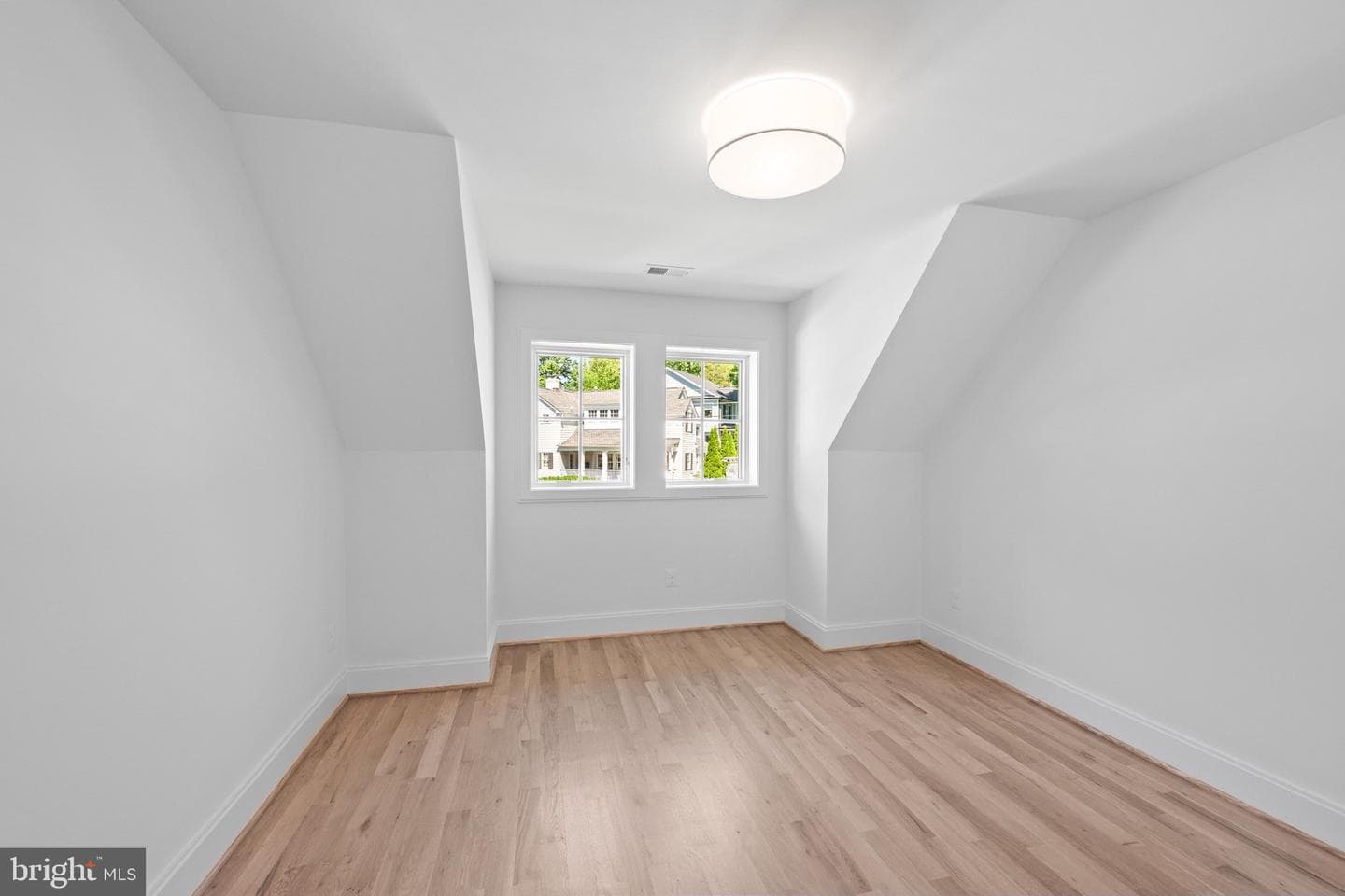 9622 Parkwood Drive photo 25