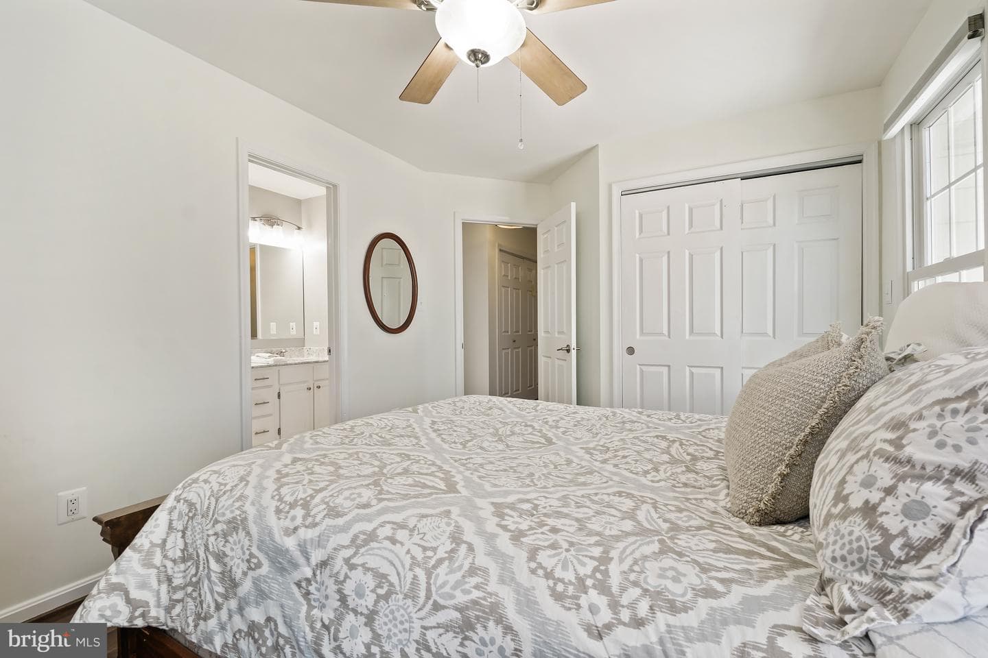 345 Chestertown Street photo 28