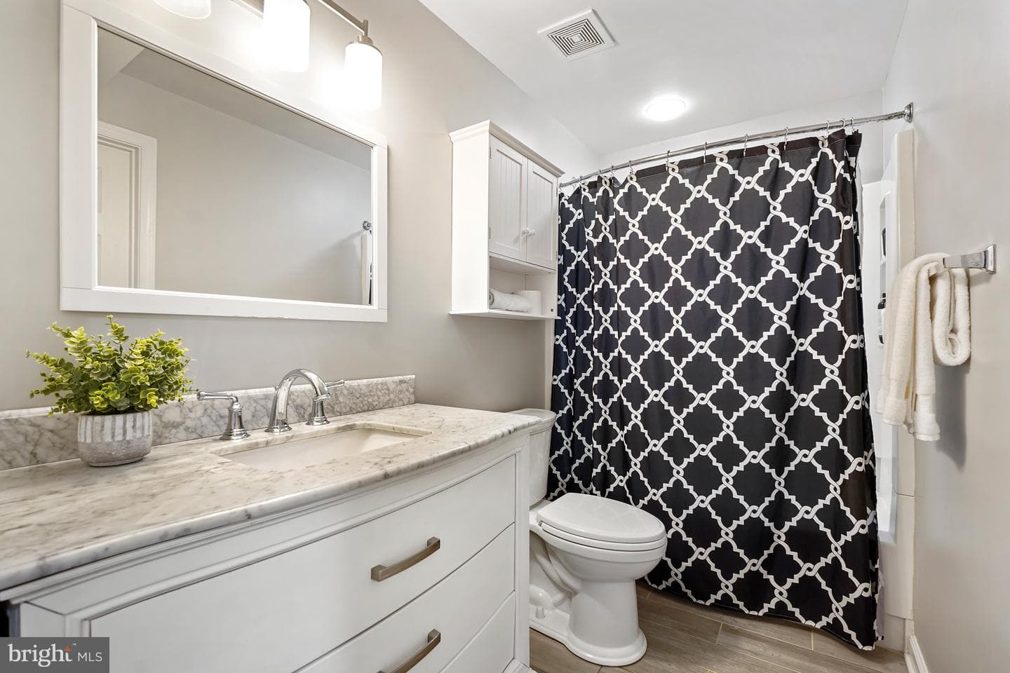 345 Chestertown Street photo 43