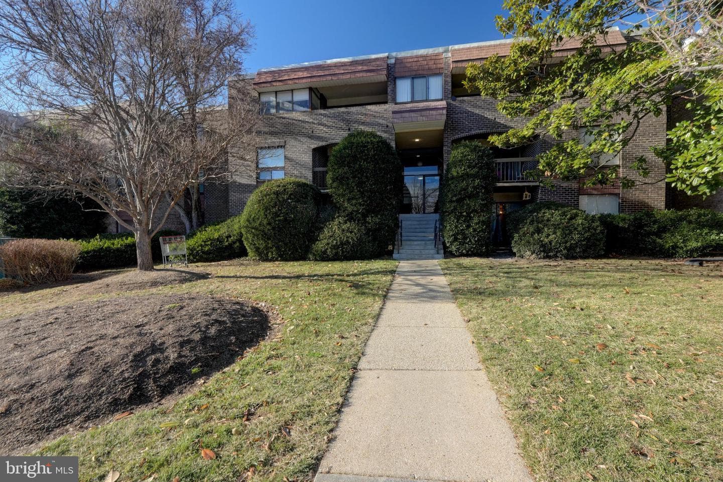 415 Christopher Avenue #11, Gaithersburg