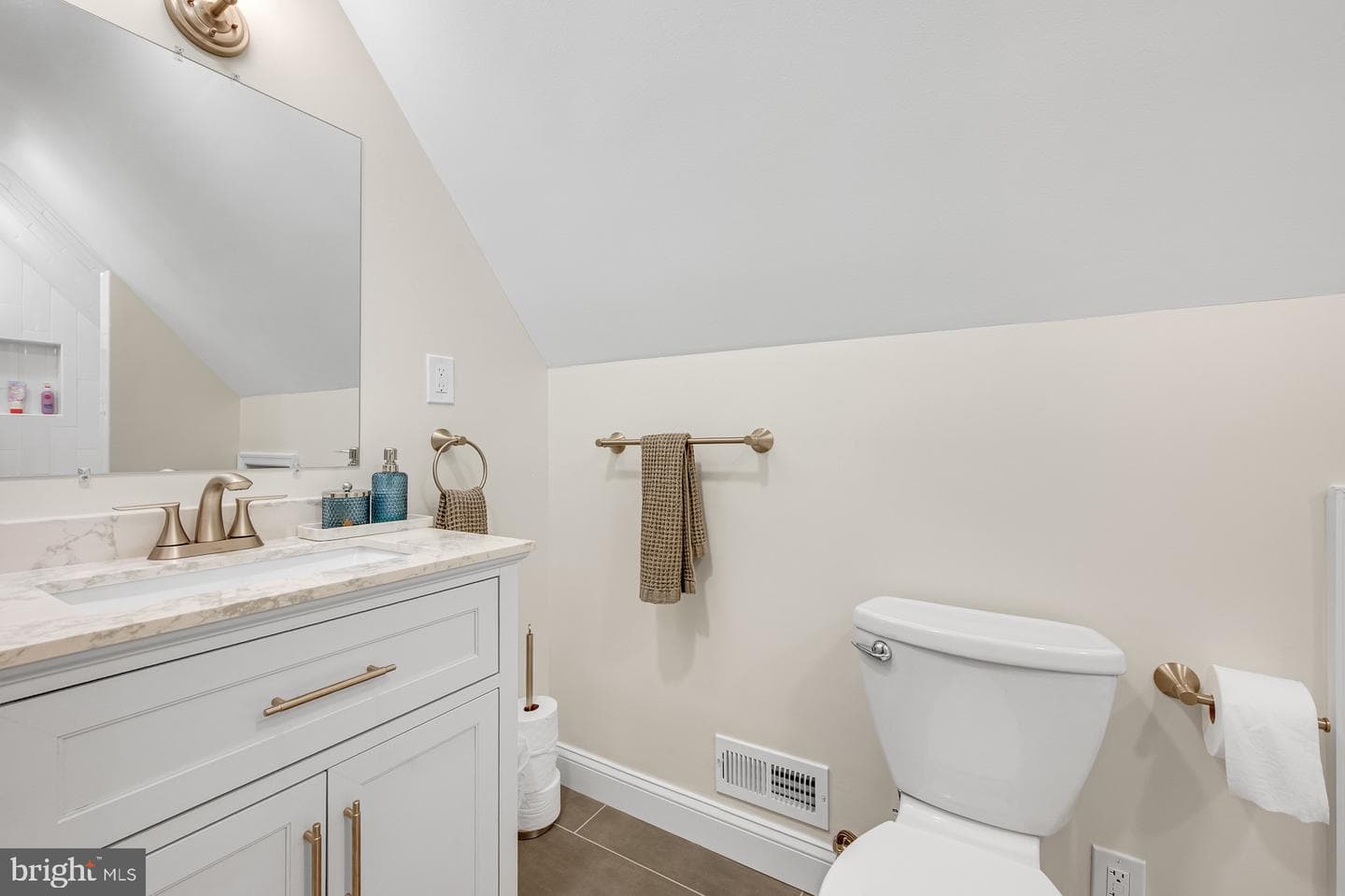 8508 Scarboro Court photo 32