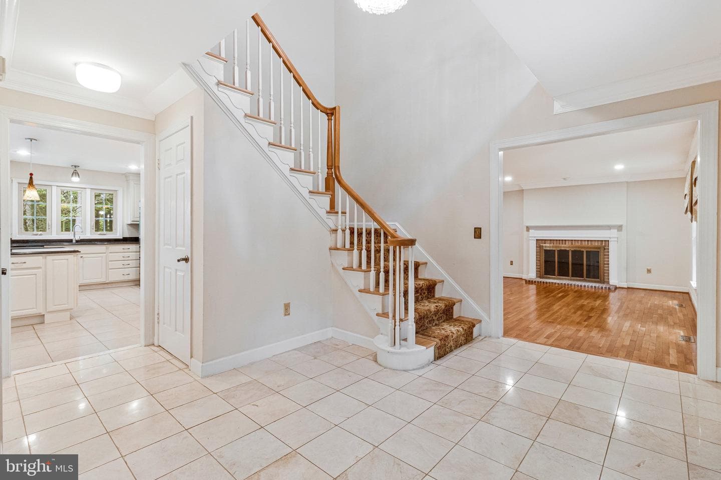 10009 New London Drive, Potomac