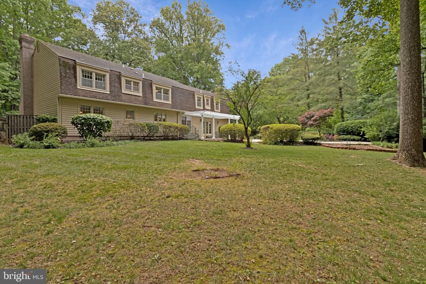10009 New London Drive photo 96