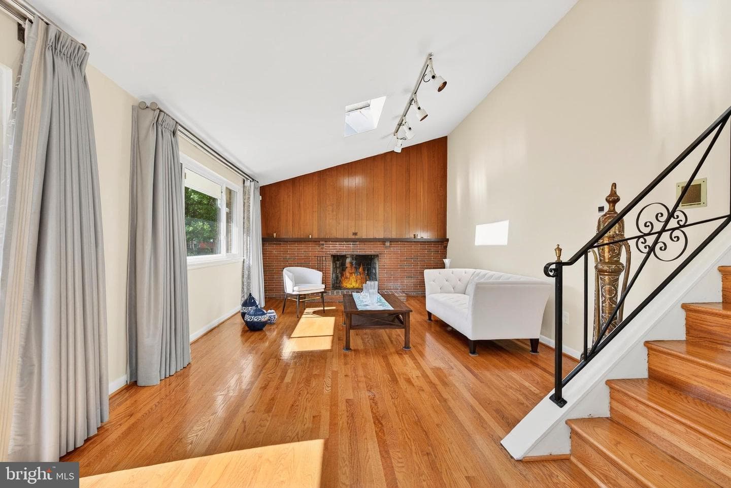 914 Kenbrook Court photo 16