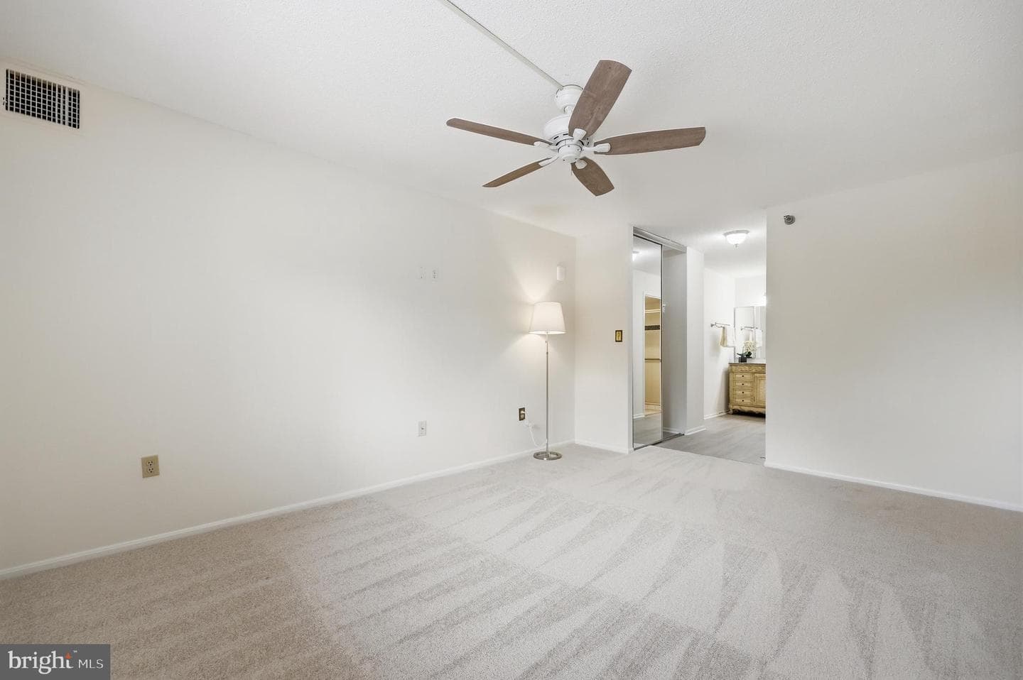 15115 Interlachen Drive #3-215 photo 15