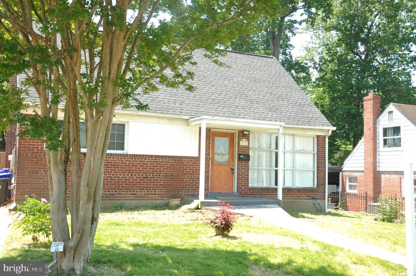 11712 Veirs Mill Road photo 2