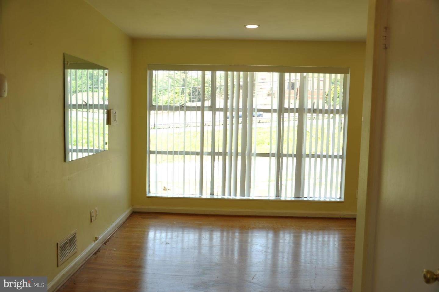 11712 Veirs Mill Road photo 5