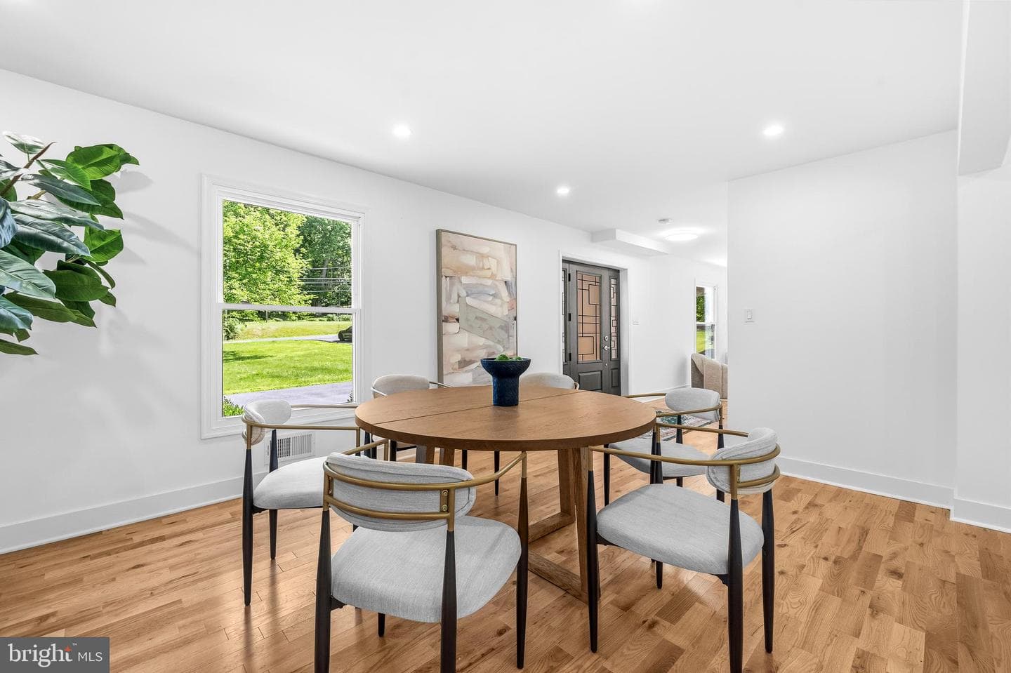 9828 Watts Branch Drive photo 6