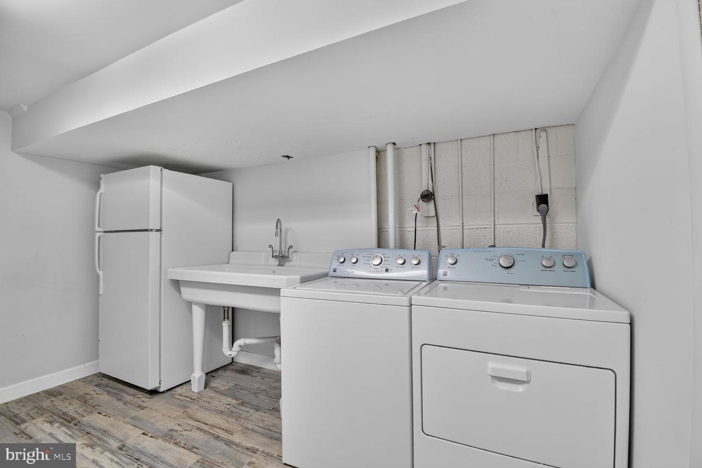 9305 Linden Avenue photo 40