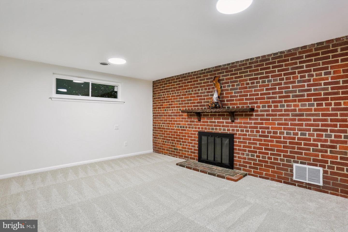 907 Hoyt Street photo 42