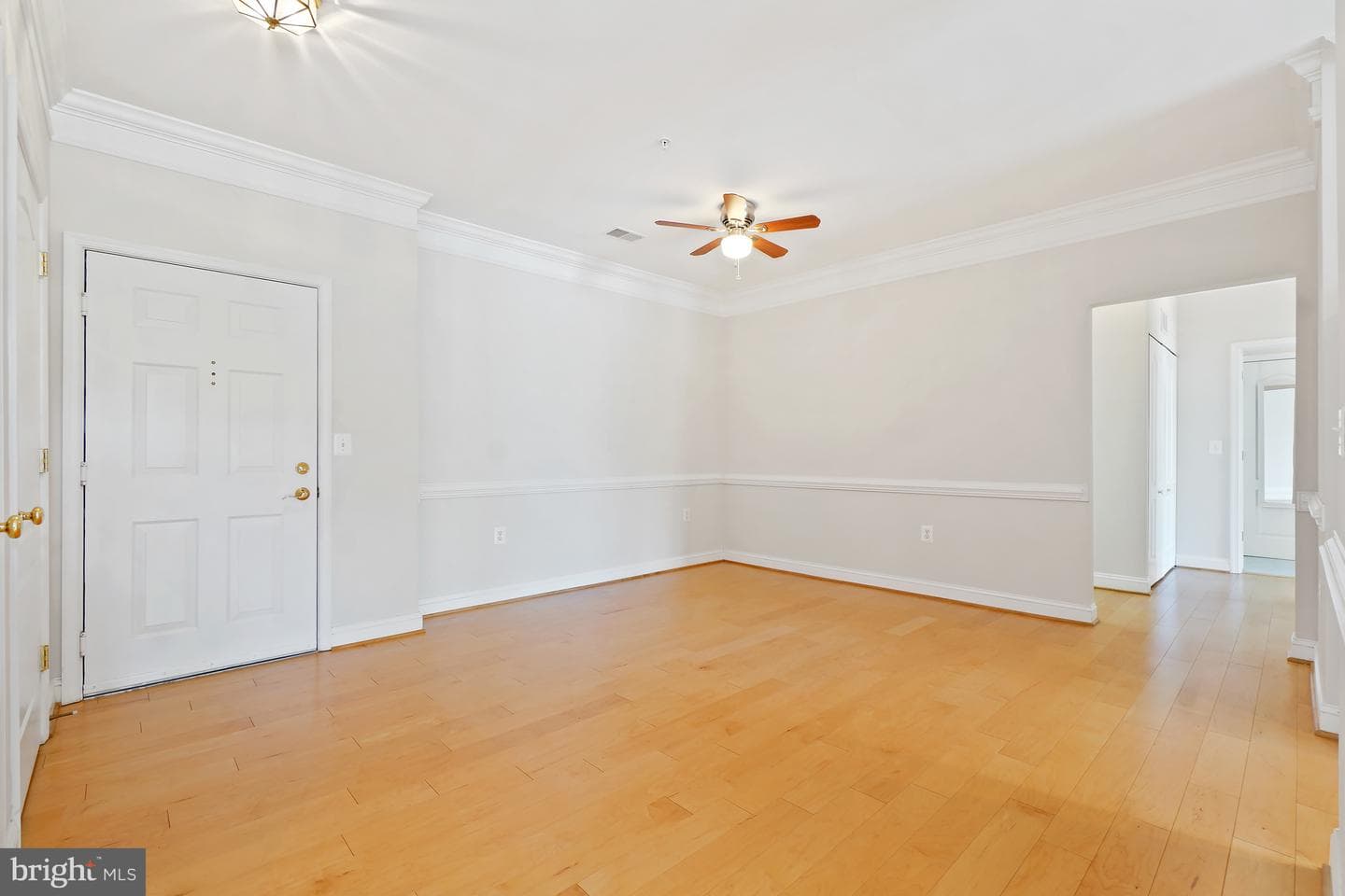 501 King Farm Boulevard #207 photo 11
