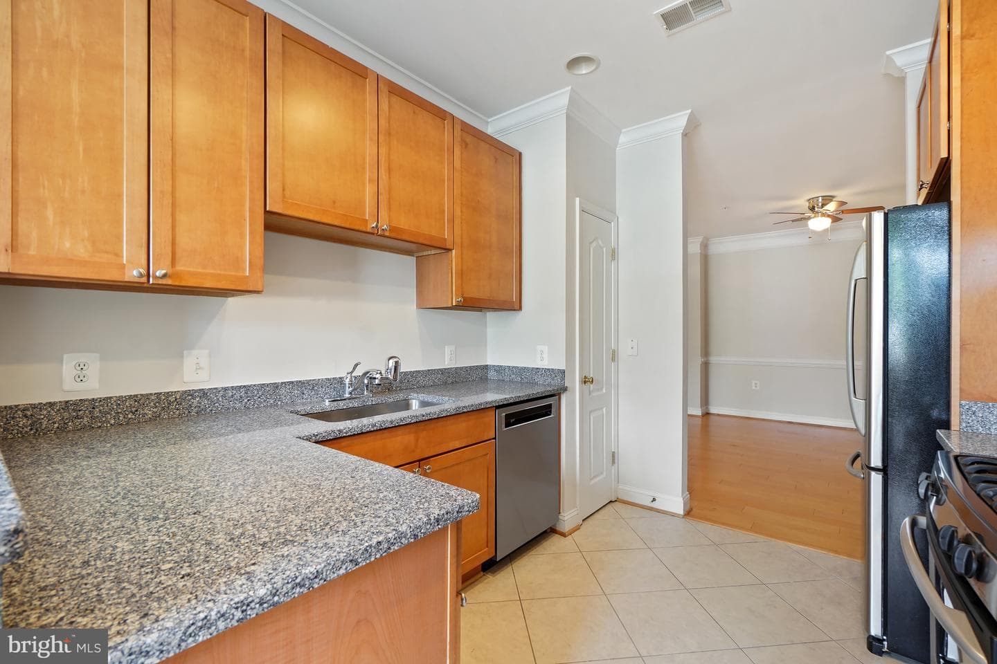 501 King Farm Boulevard #207 photo 29