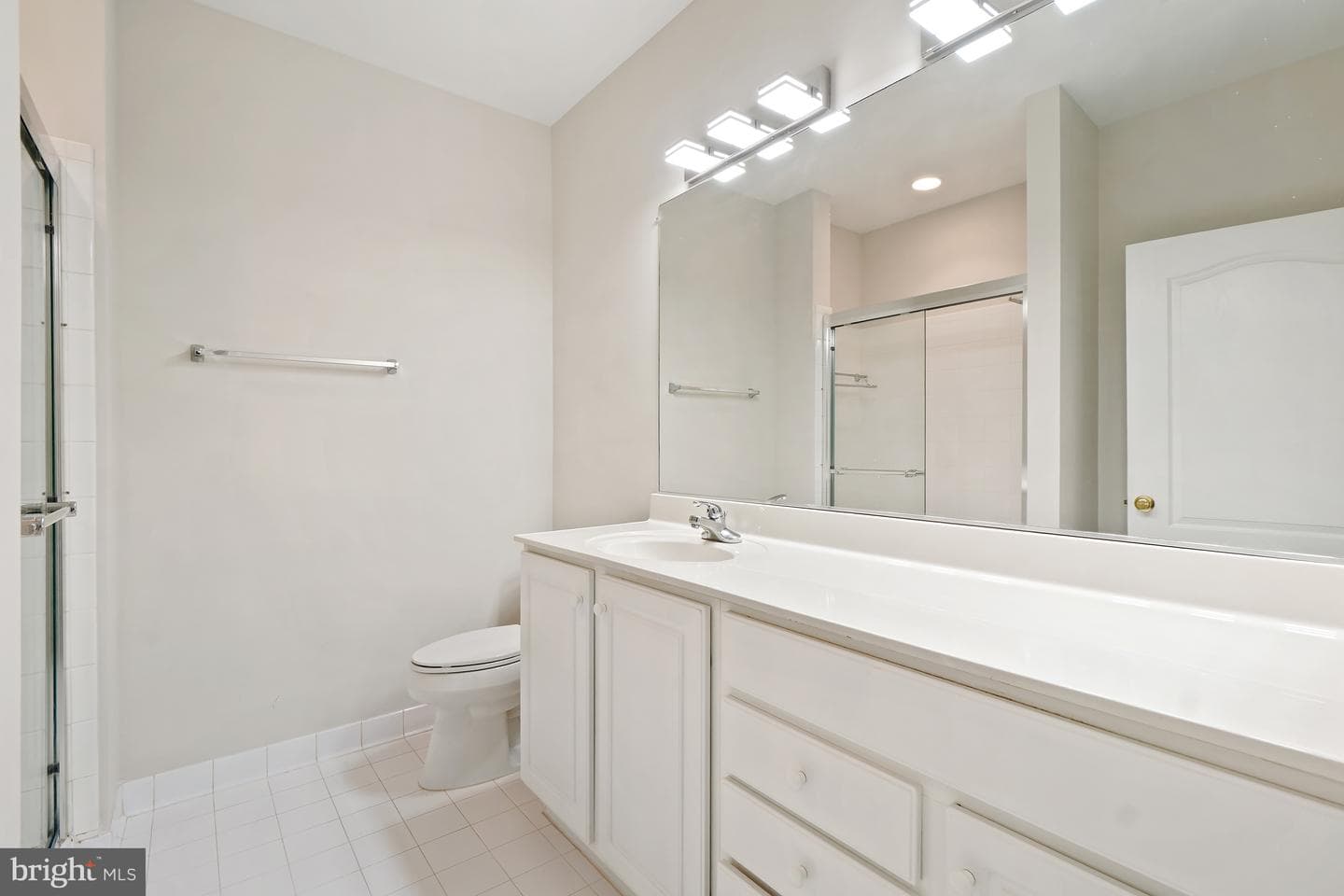 501 King Farm Boulevard #207 photo 39