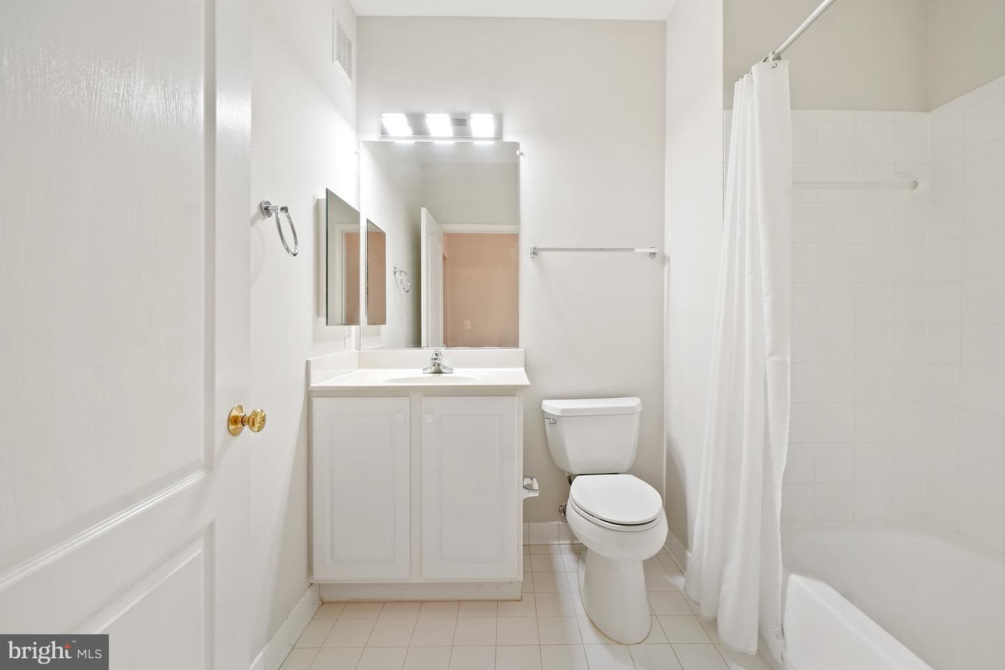 501 King Farm Boulevard #207 photo 50