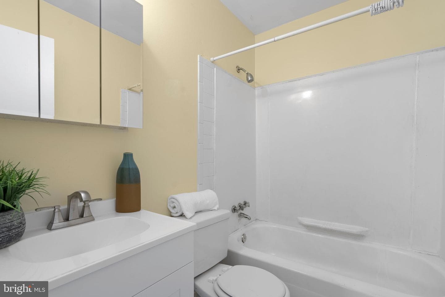 758 W Side Drive #7-G photo 16