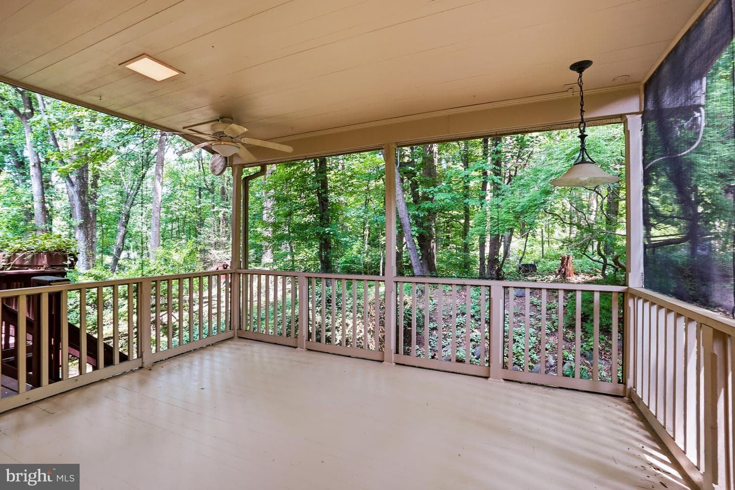 7705 Ivymount Terrace photo 28