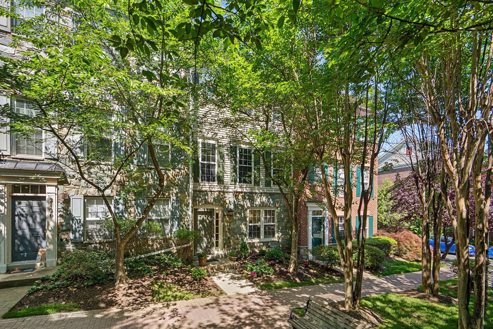 2128 Darcy Green Place