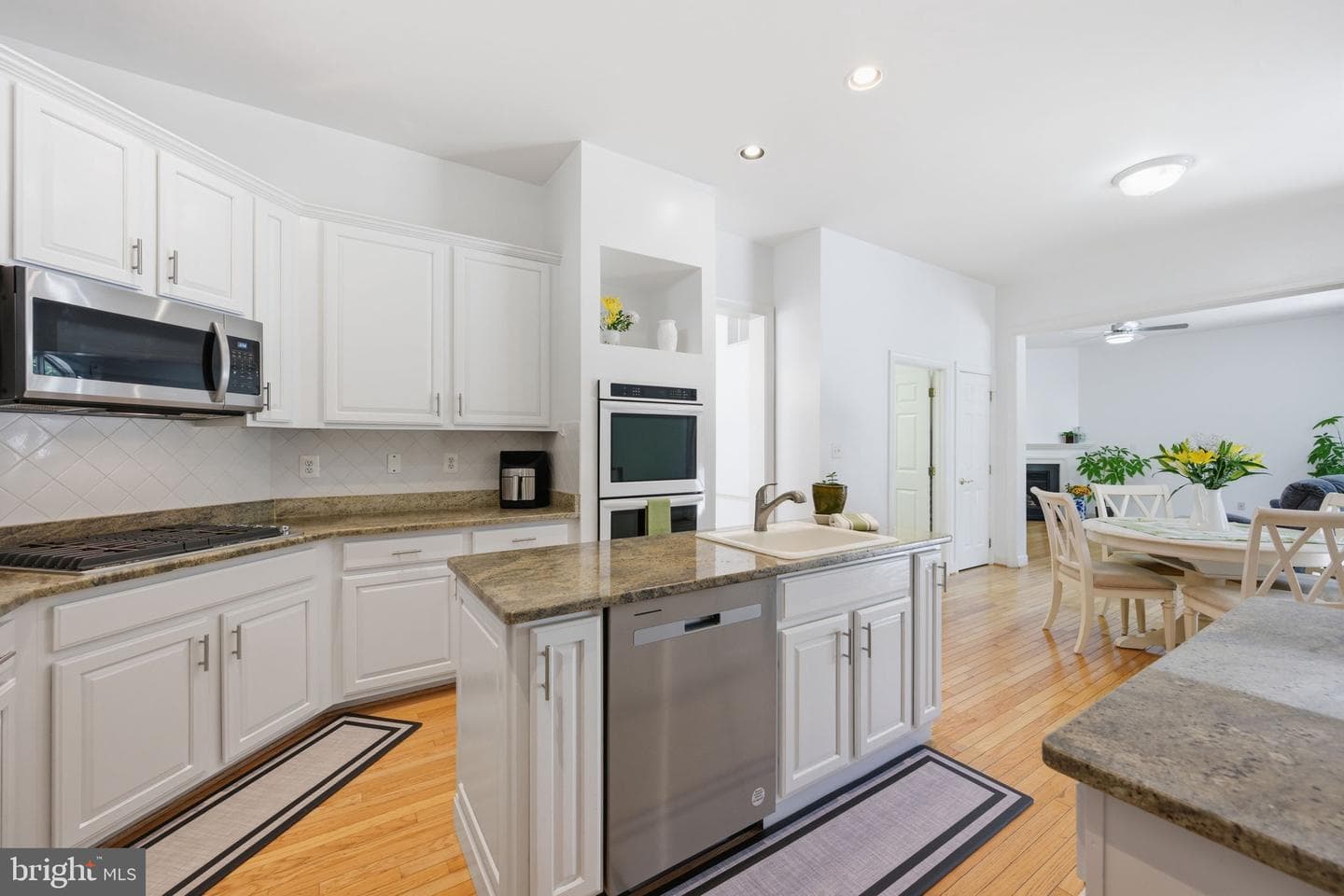 308 Barnside Place photo 18