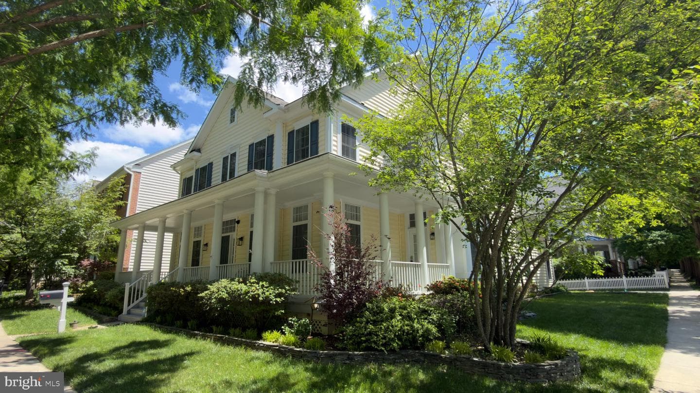308 Barnside Place photo 6
