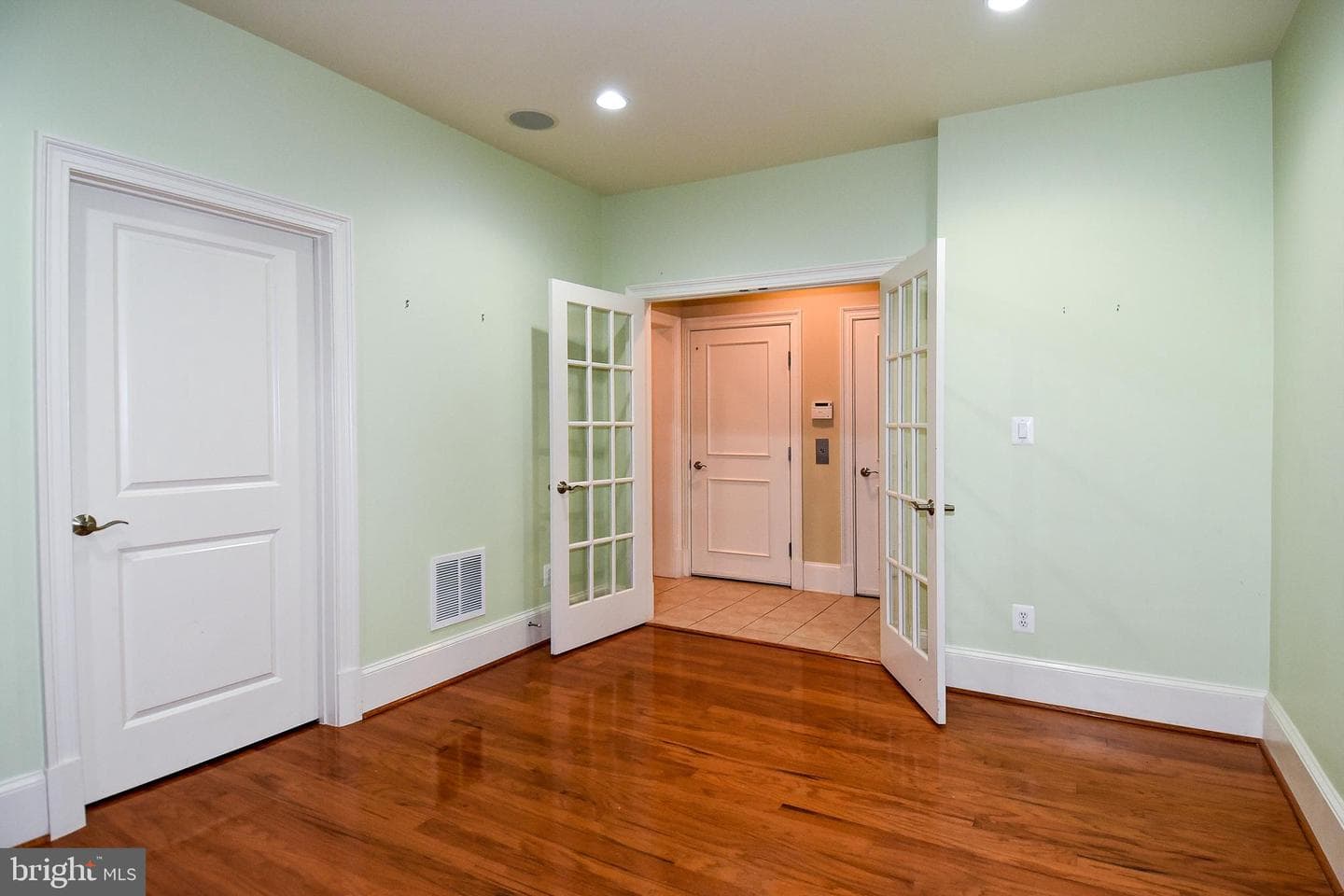 12525 Linda View Lane photo 14