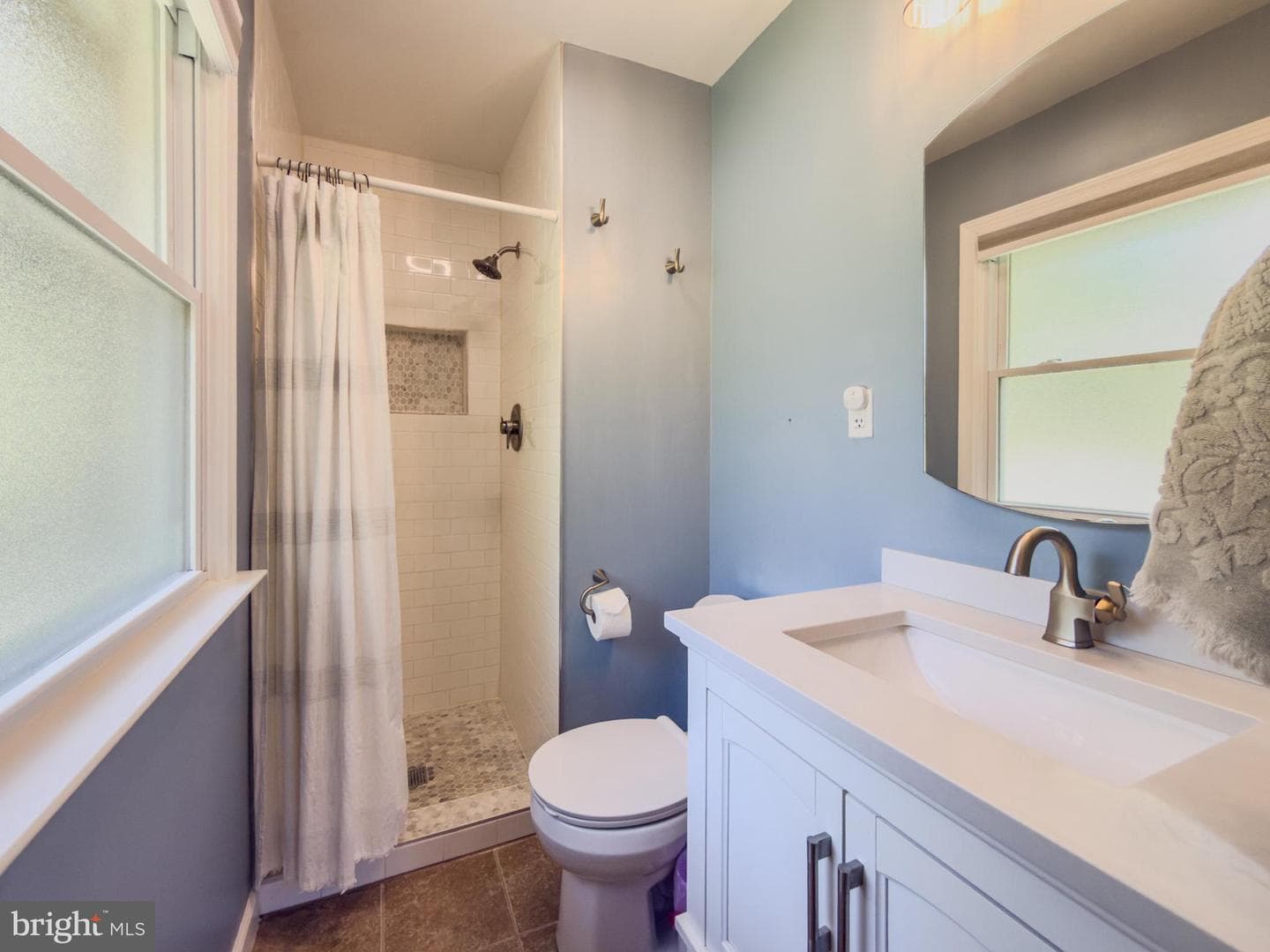 1514 Ainsley Road photo 19