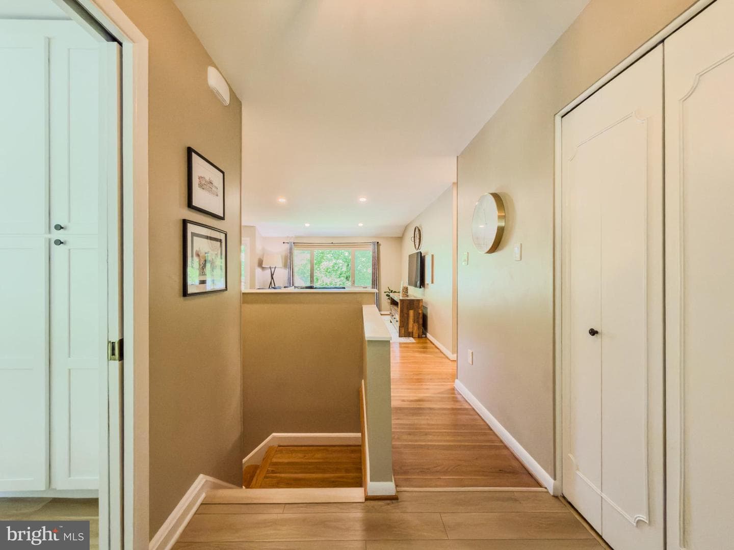 1514 Ainsley Road photo 9