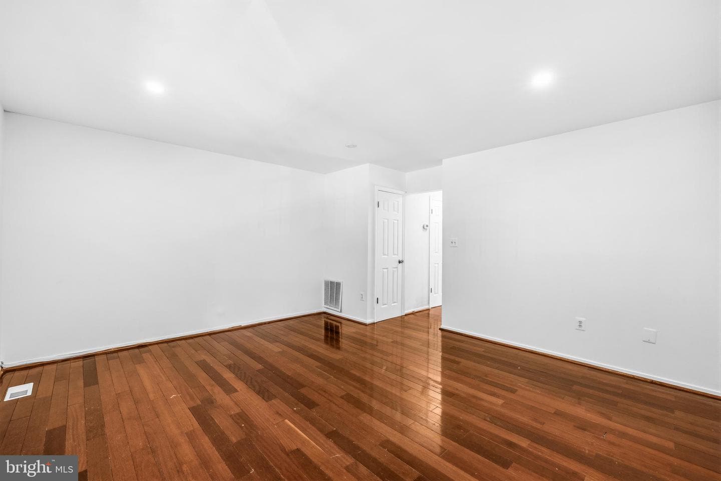 13602 Ambassador Drive #13602 photo 5