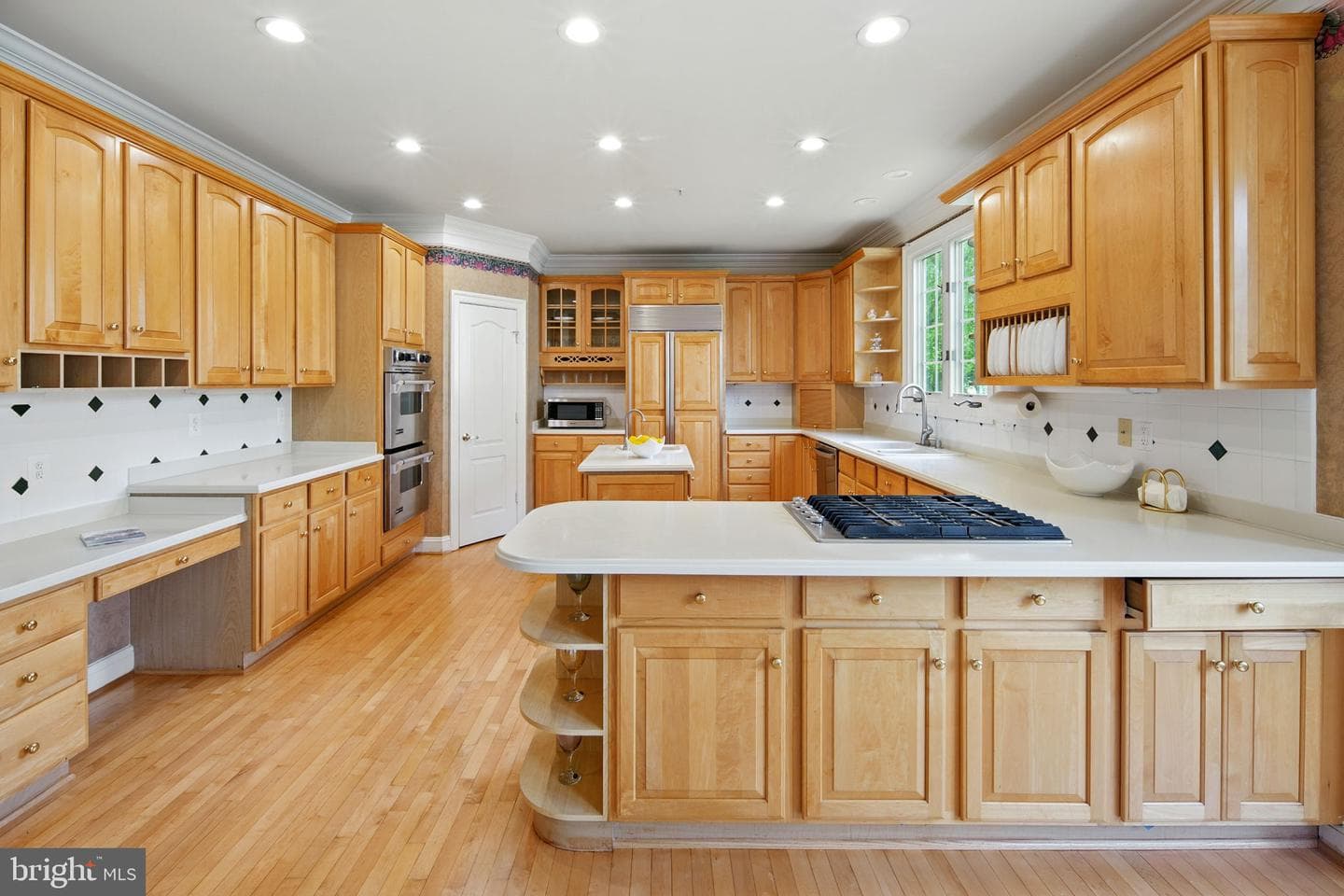 6211 Yorkshire Terrace photo 12