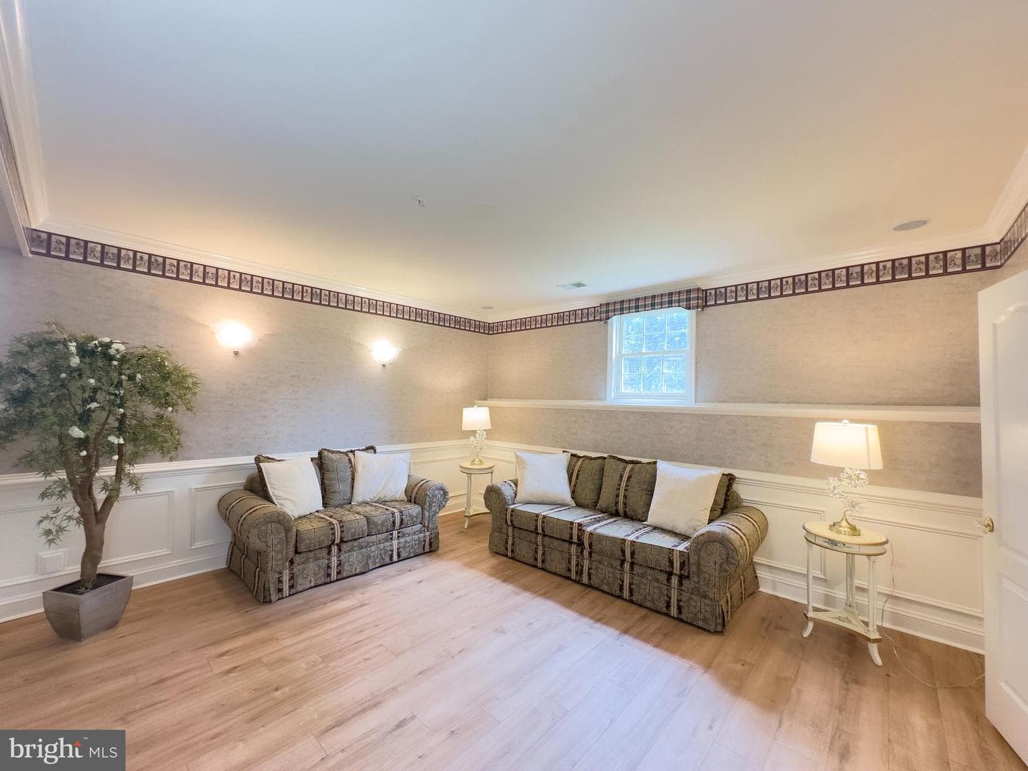 6211 Yorkshire Terrace photo 34
