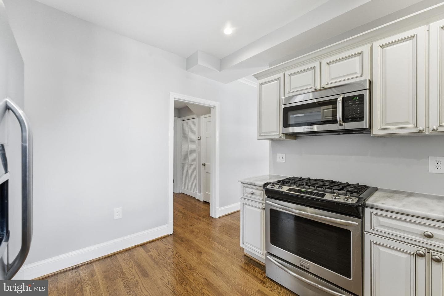 8209 Flower Avenue photo 54