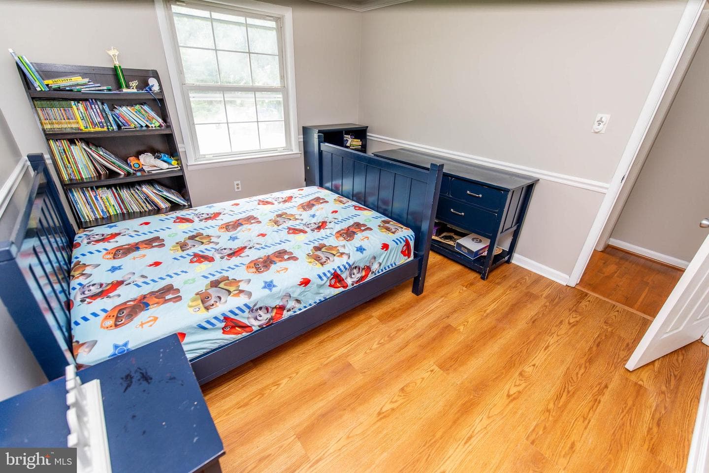 15613 Wembrough Street photo 28