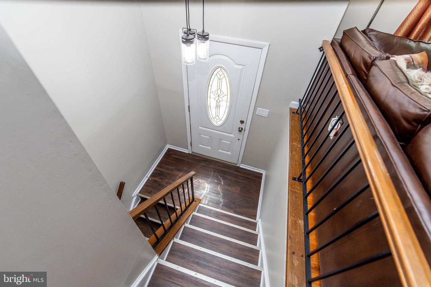 15613 Wembrough Street photo 32