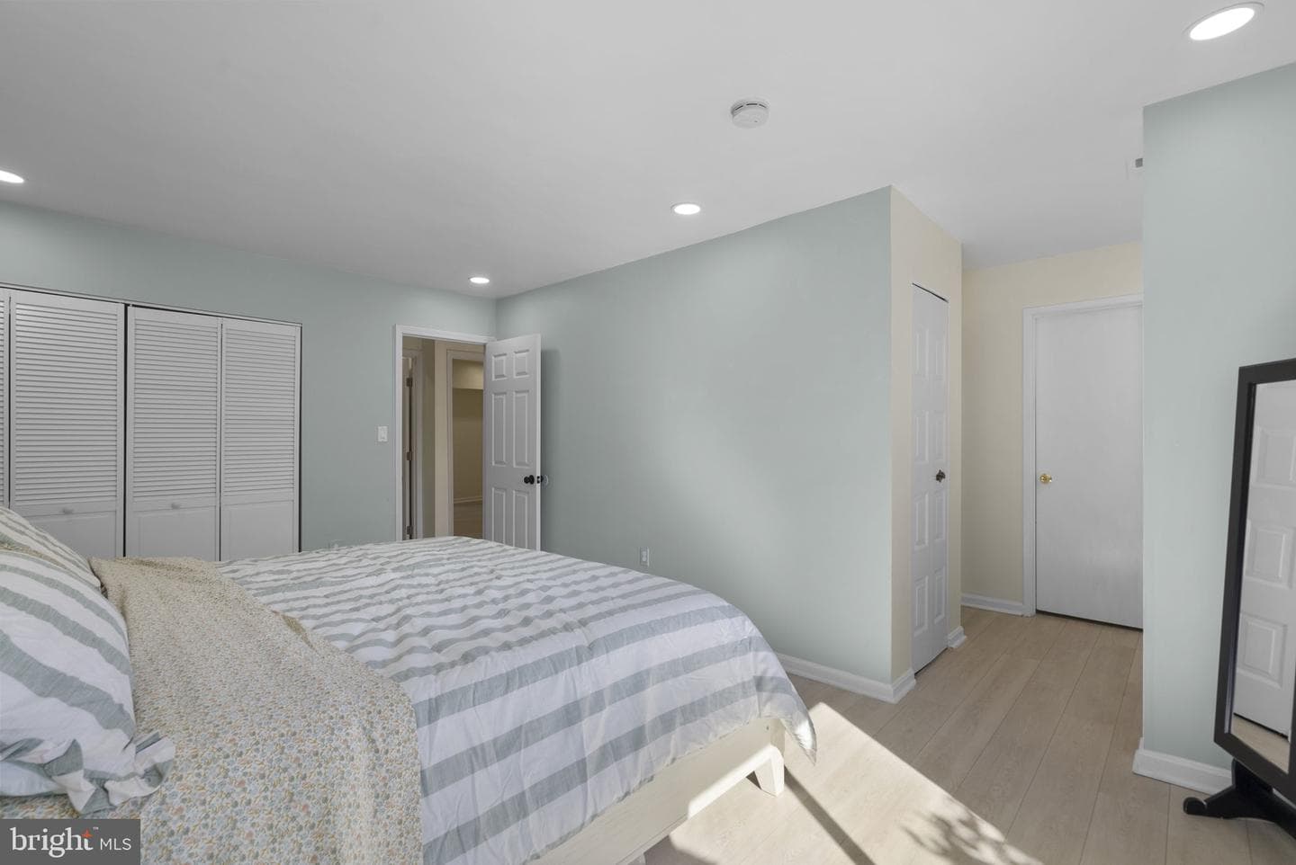 8002 Inverness Ridge Road photo 22