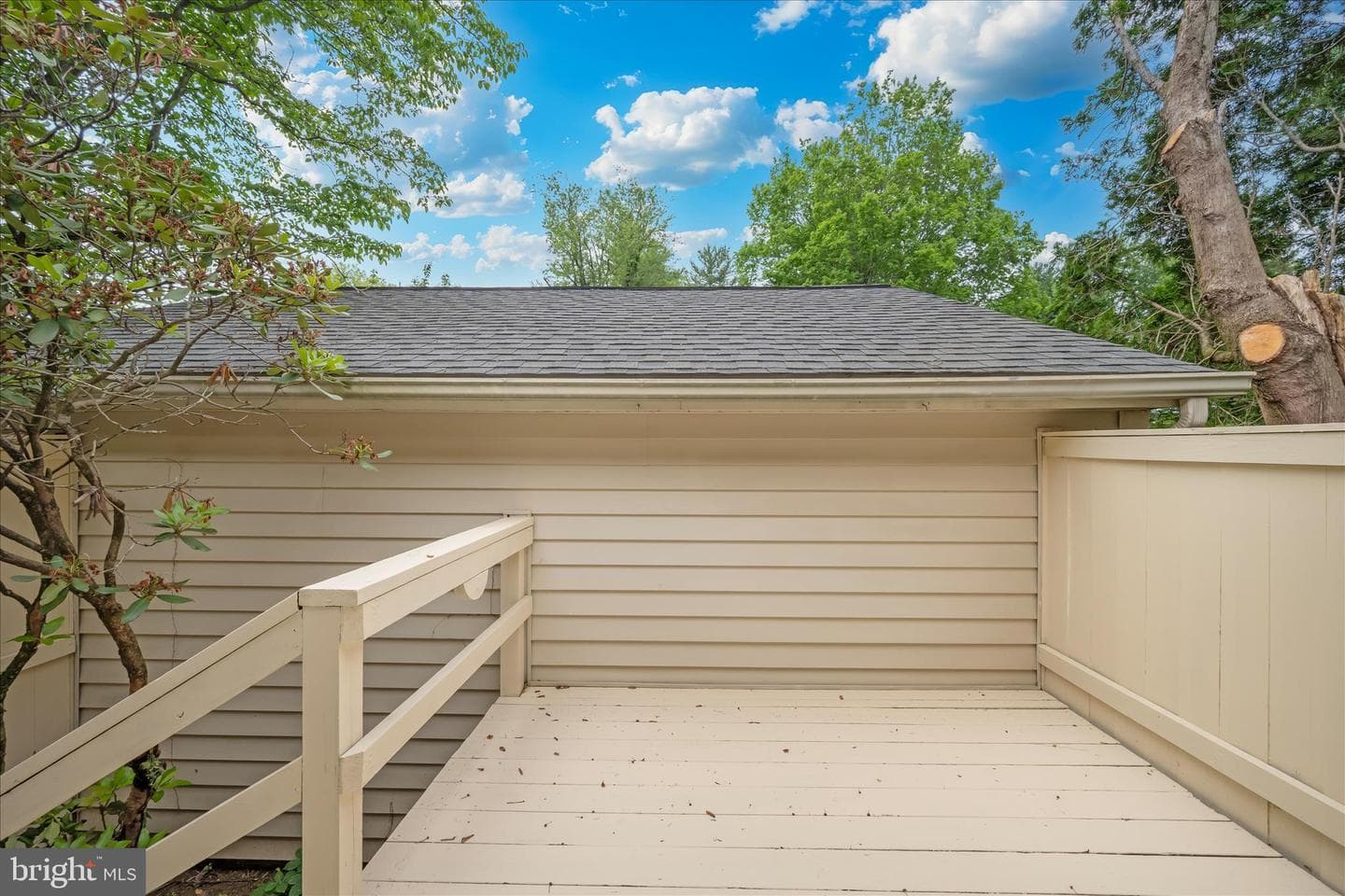 9924 Shrewsbury Court photo 29