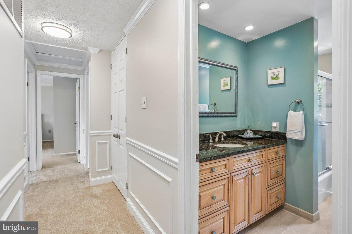 14404 Kings Grant Street photo 33