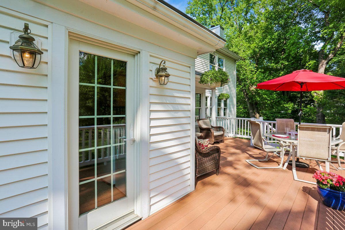 14404 Kings Grant Street photo 46