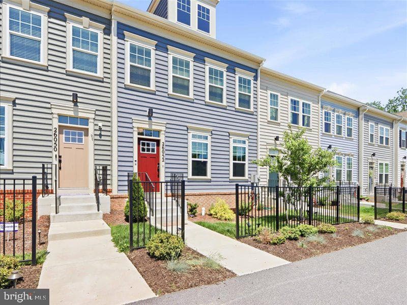 26052 Ridge Road, Damascus
