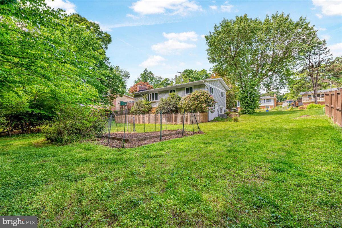 14407 Briarwood Terrace photo 34